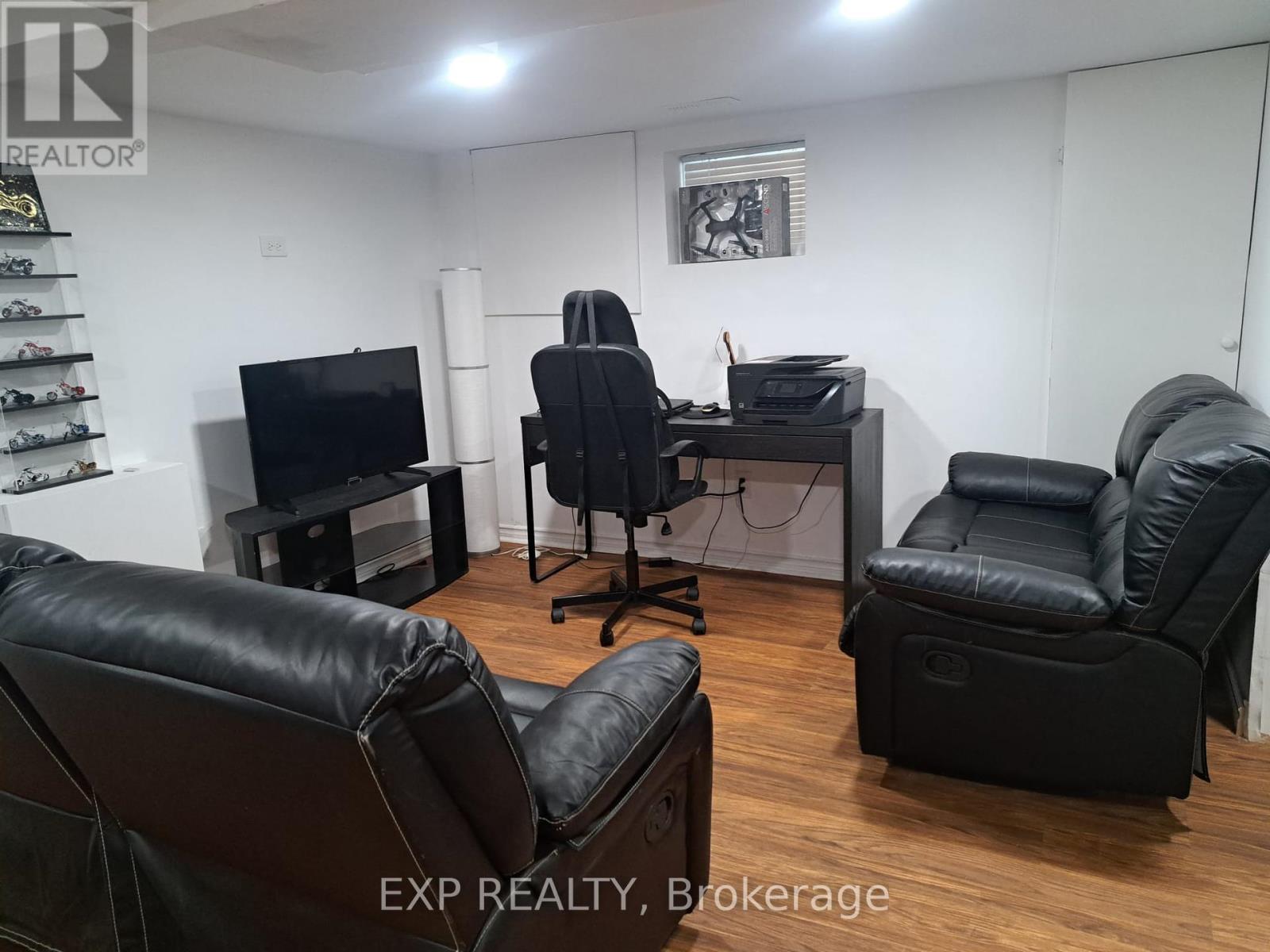 41 Kent Street, Welland, Ontario  L3B 3H2 - Photo 34 - X12362098