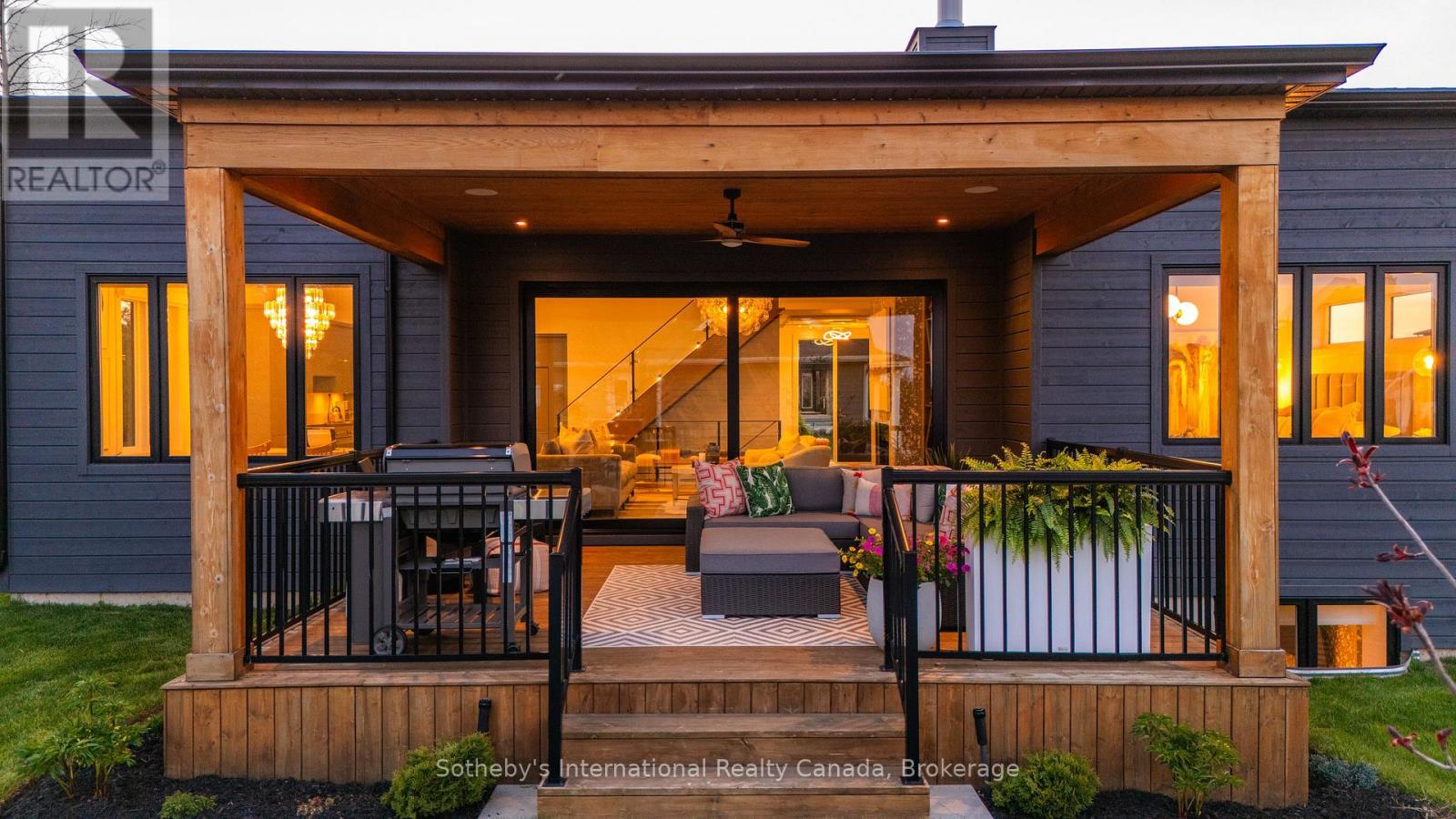 149 Landry Lane, Blue Mountains, Ontario  N0H 2P0 - Photo 4 - X12362079