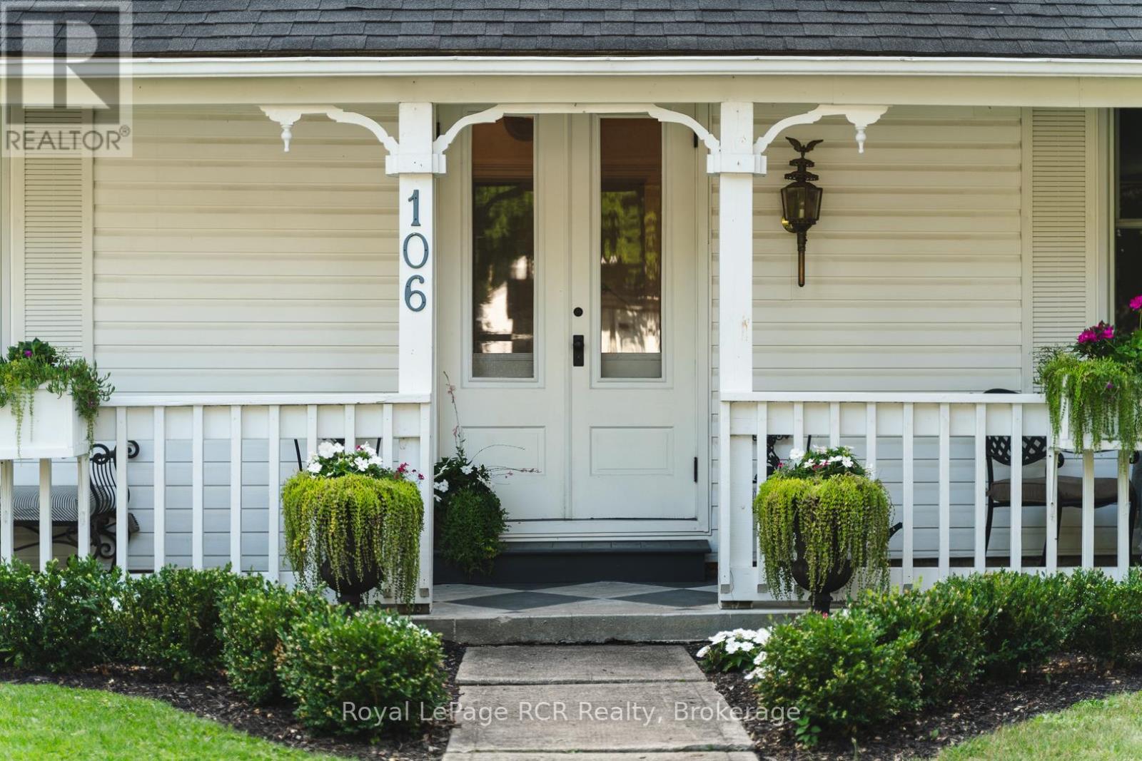 106 Bruce Street S, West Grey, Ontario  N0G 1R0 - Photo 4 - X12362102
