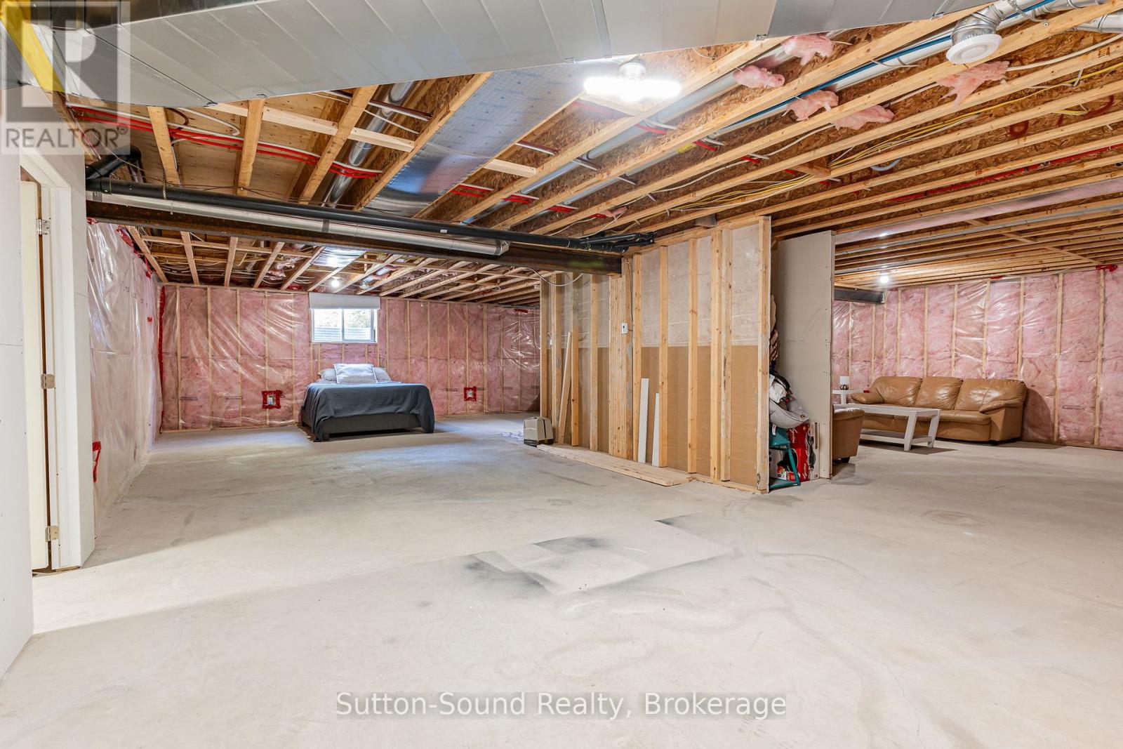 170 Lakeshore Road, Georgian Bluffs, Ontario  N0H 2T0 - Photo 36 - X12362126