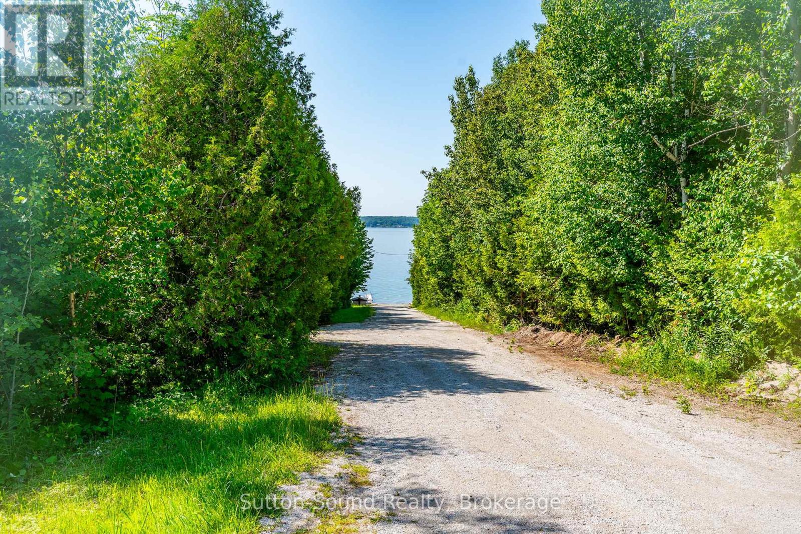170 Lakeshore Road, Georgian Bluffs, Ontario  N0H 2T0 - Photo 50 - X12362126