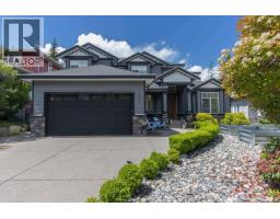 1020 JAY CRESCENT, Squamish, British Columbia