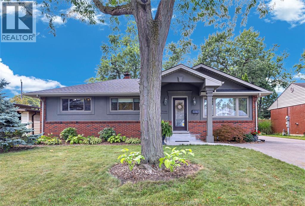 MLS# 25021456: 3599 ROXBOROUGH, Windsor, Canada
