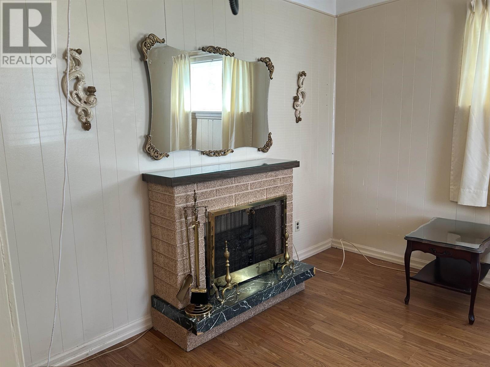 Property at 78 Churchill Avenue image 4