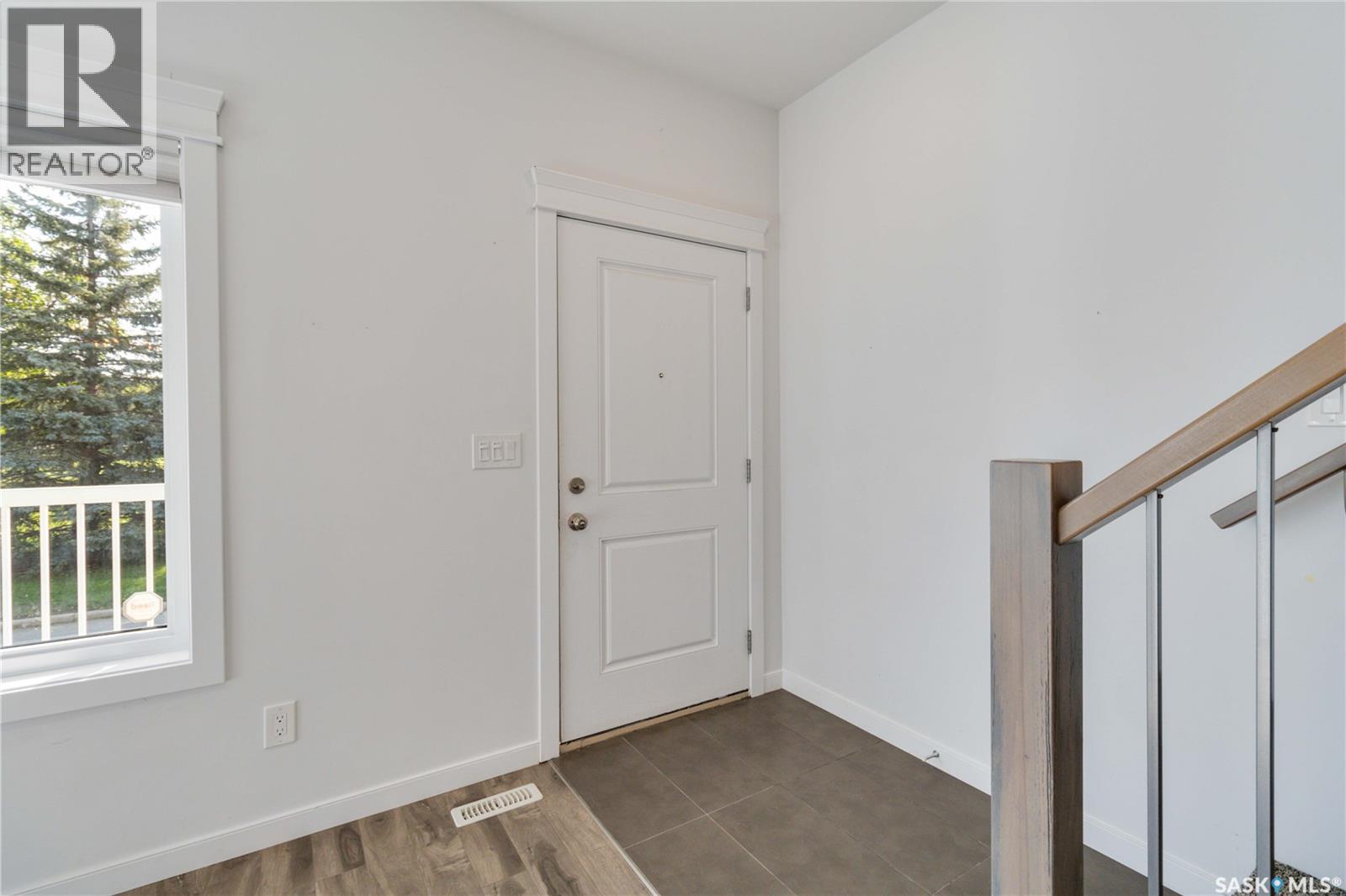 453 L Avenue S, Saskatoon, Saskatchewan  S7M 5Y6 - Photo 16 - SK016523