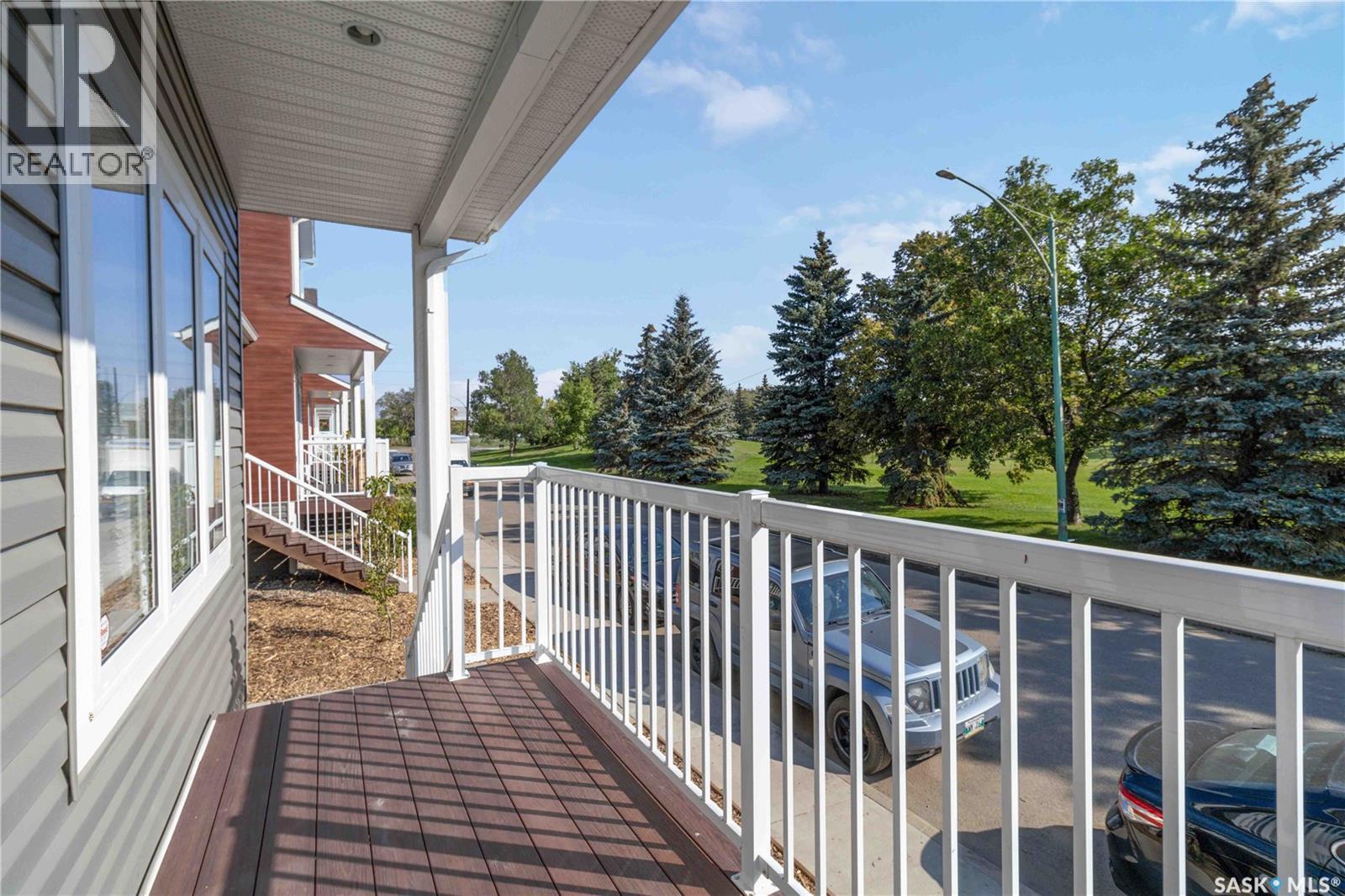 453 L Avenue S, Saskatoon, Saskatchewan  S7M 5Y6 - Photo 3 - SK016523