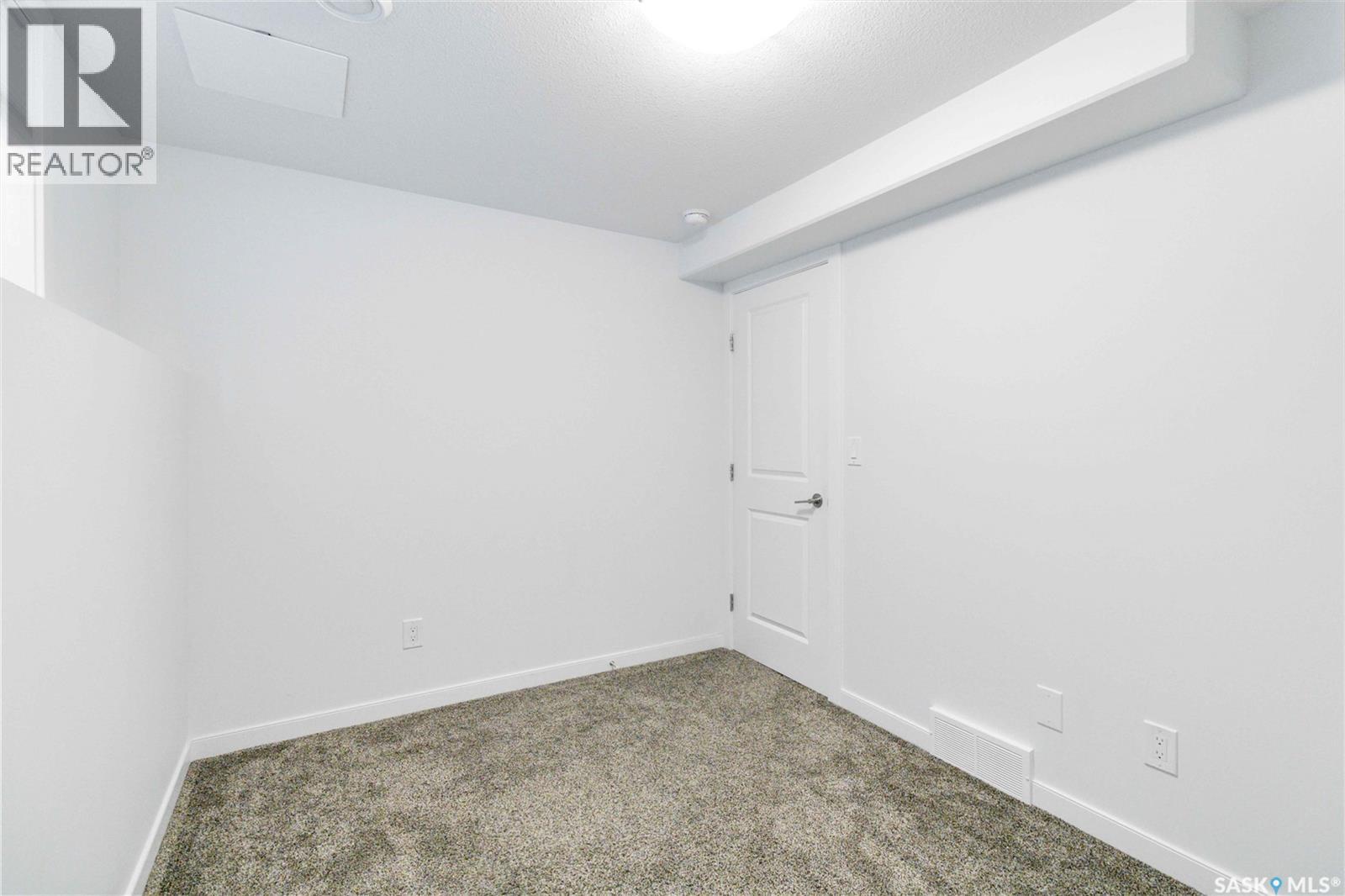 453 L Avenue S, Saskatoon, Saskatchewan  S7M 5Y6 - Photo 37 - SK016523