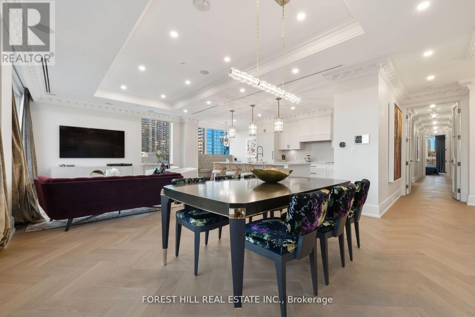 Property at 602 - 128 HAZELTON AVENUE image 3