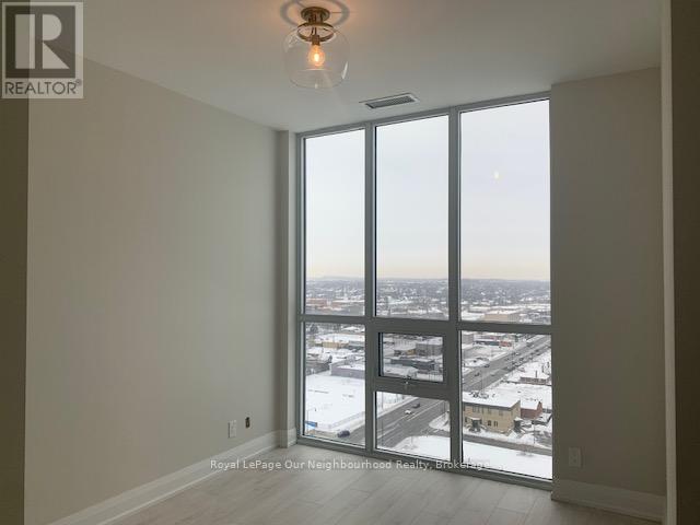 1704 - 15 Lynch Street, Brampton, Ontario  L6W 2Z8 - Photo 9 - W12359322