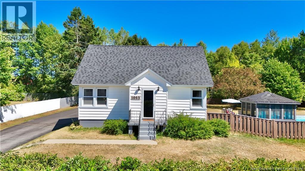 1065 Bayview, Bathurst, New Brunswick