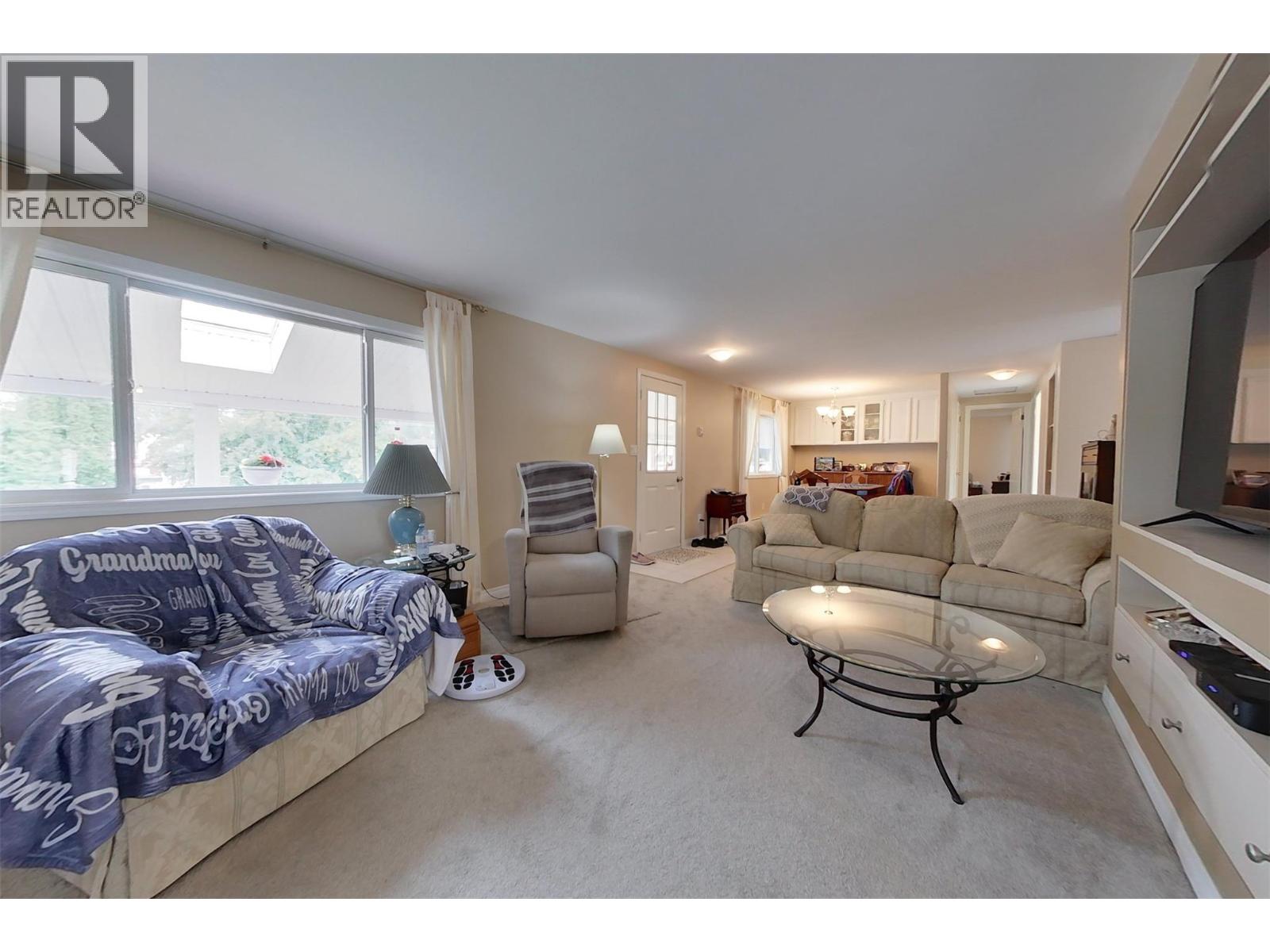 301 Fowler Street, Riondel, British Columbia  V0B 2B0 - Photo 14 - 10357023