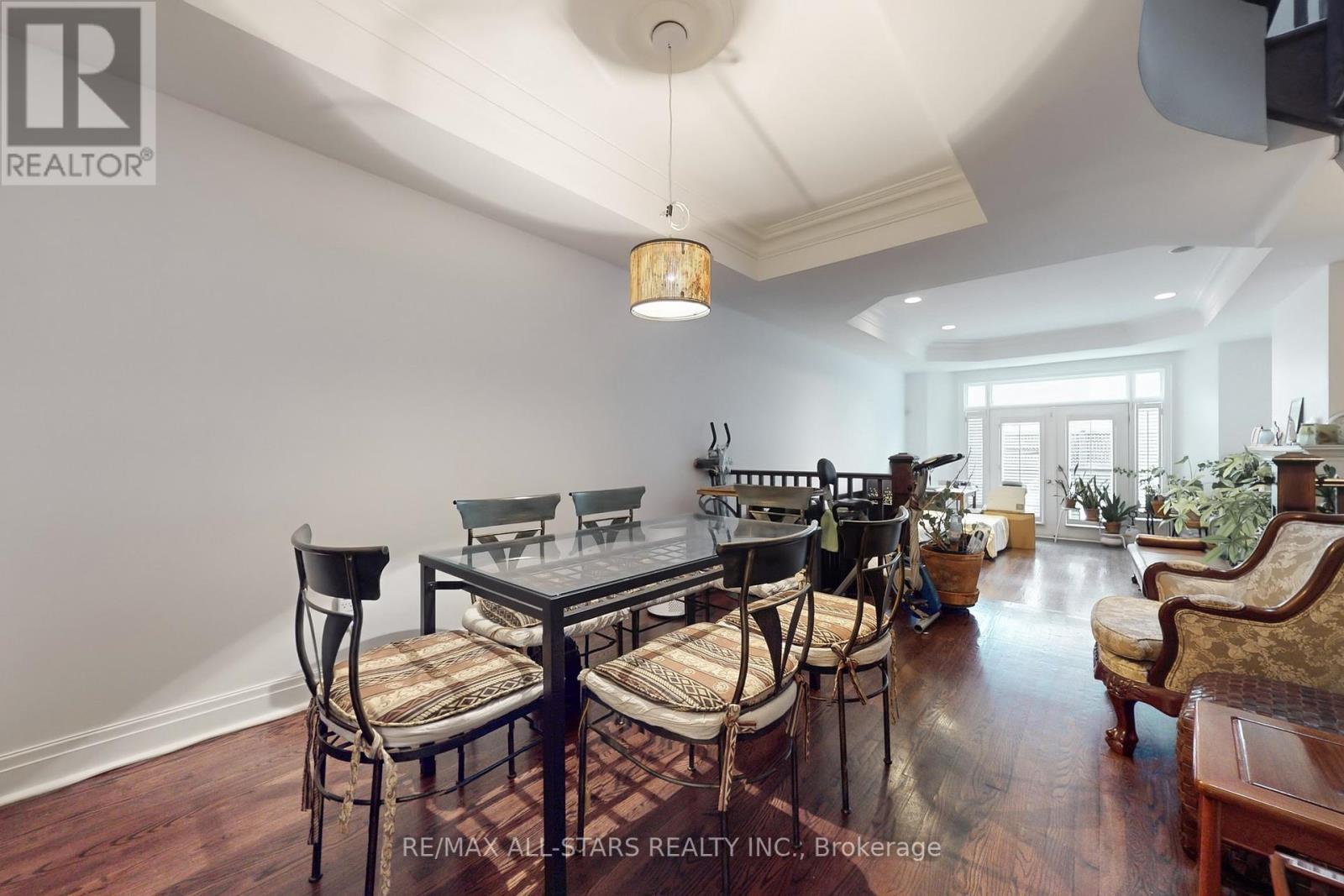 246 Walmer Road, Toronto (Casa Loma), Ontario  M5R 3R7 - Photo 12 - C12317854
