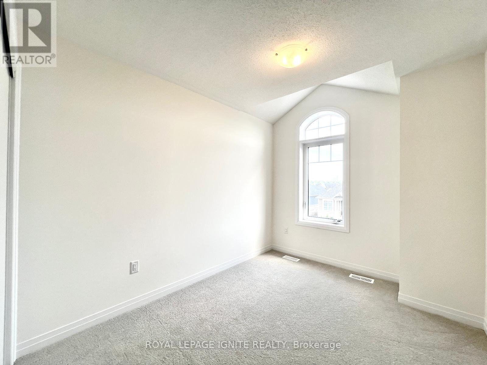 562 Hudson Crescent, Midland, Ontario  L4R 0J1 - Photo 15 - S12358035
