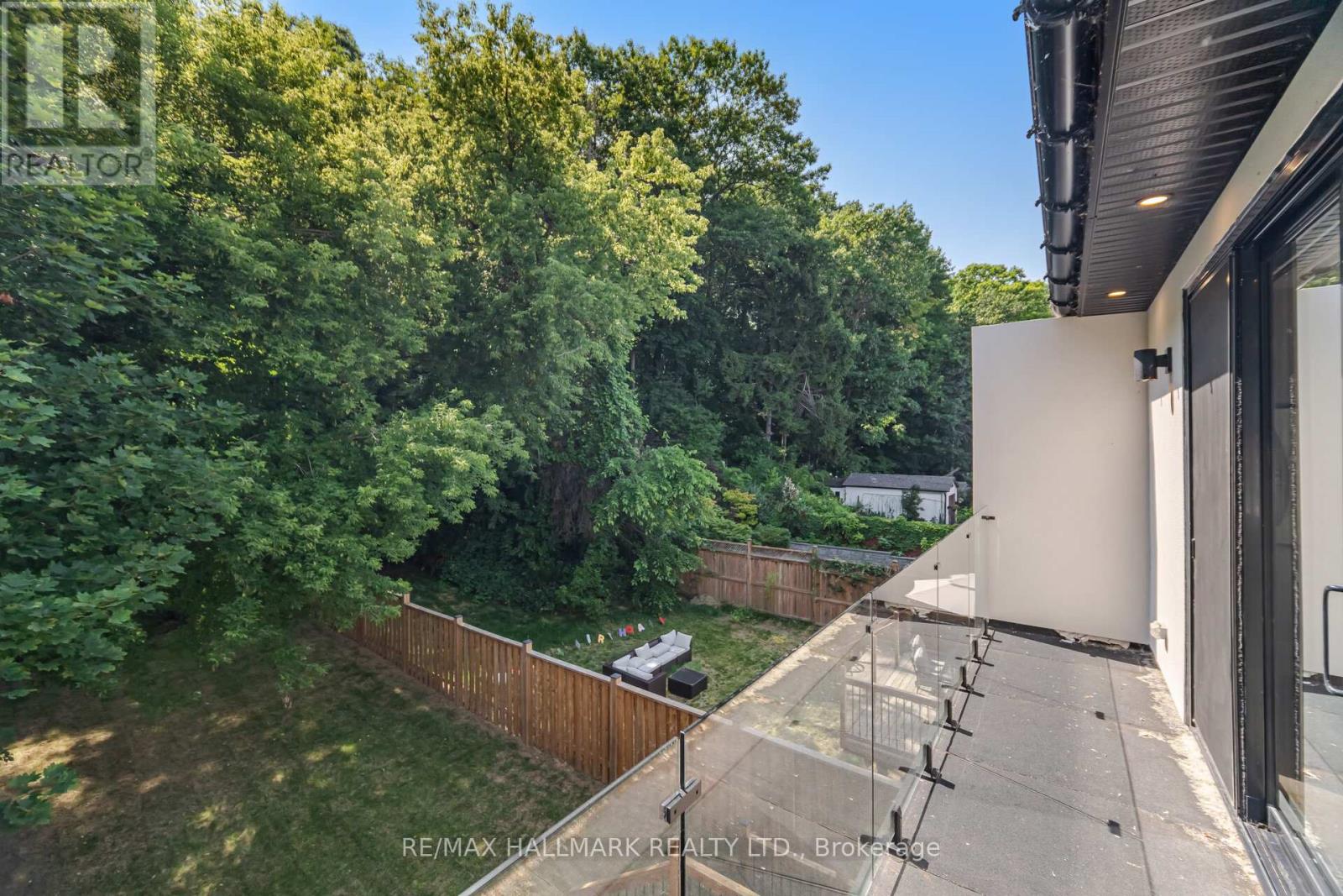 78 South Kingsway, Toronto, Ontario  M6S 3T3 - Photo 20 - W12362127