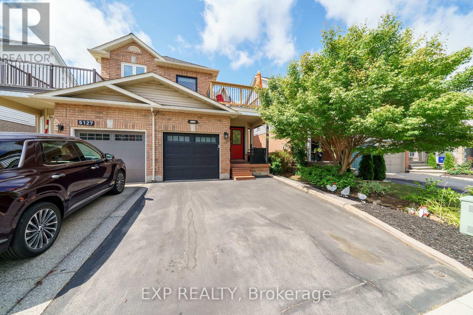 Property at 5129 LAMPMAN AVENUE image 2