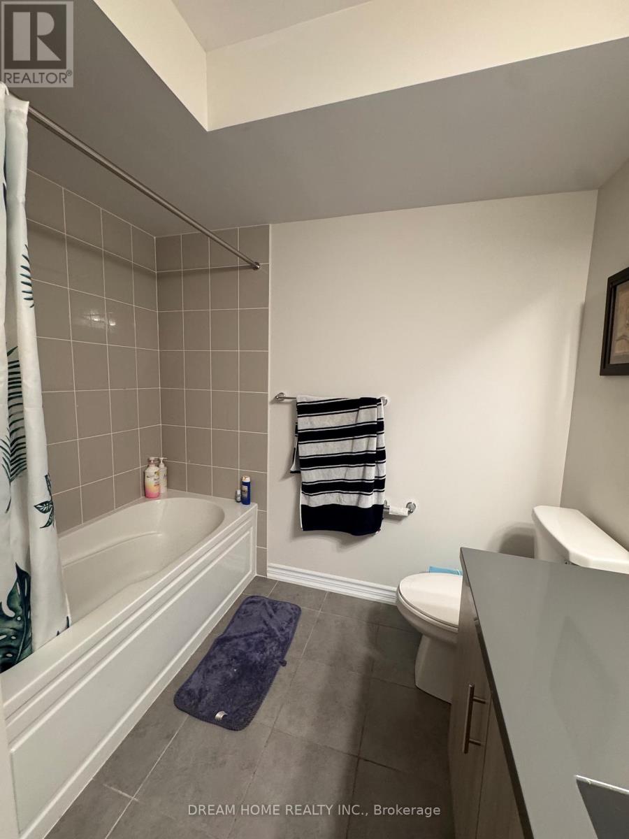 3048 Cascade Common, Oakville, Ontario  L6H 7E3 - Photo 16 - W12362168