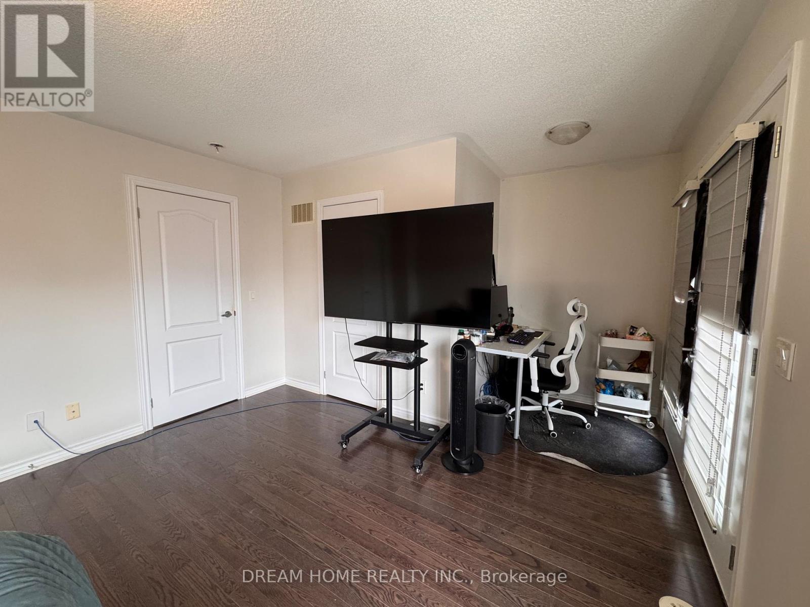 3048 Cascade Common, Oakville, Ontario  L6H 7E3 - Photo 24 - W12362168