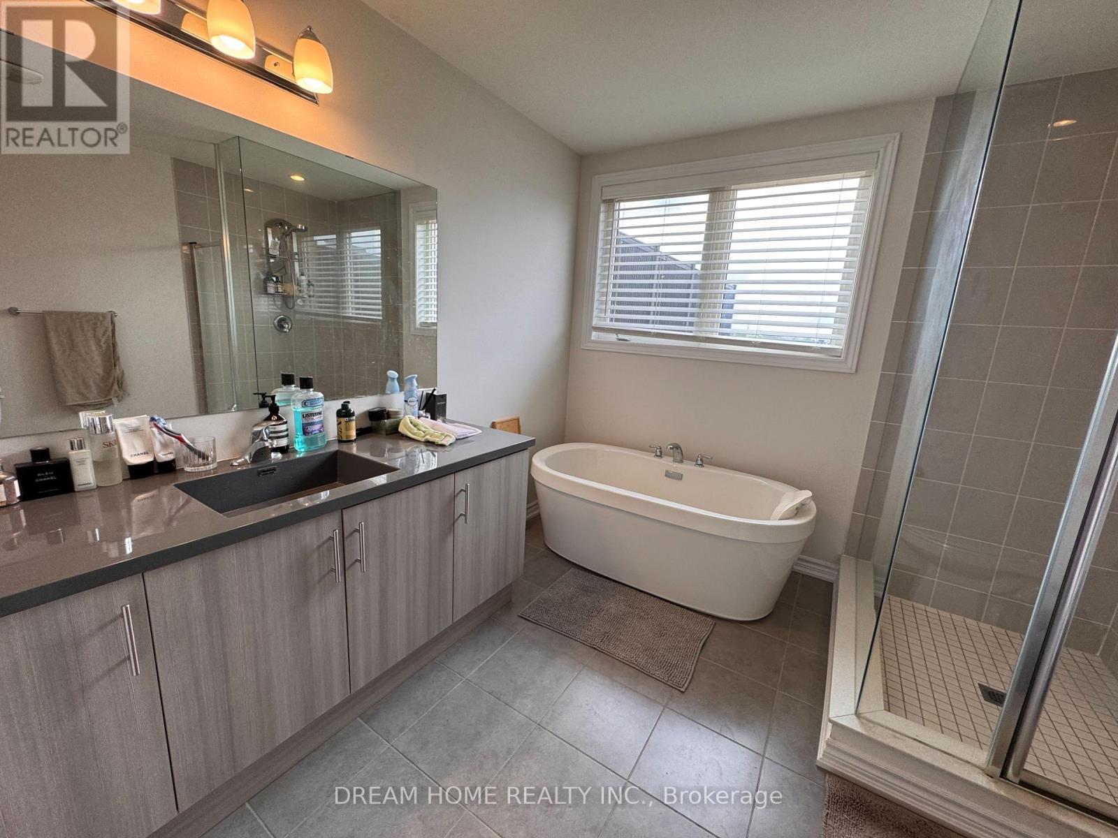 3048 Cascade Common, Oakville, Ontario  L6H 7E3 - Photo 29 - W12362168