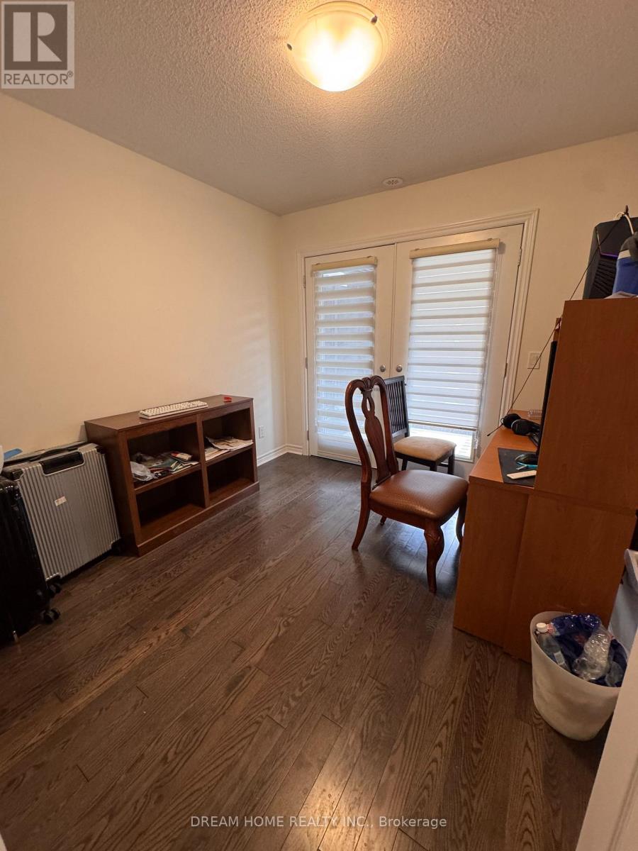 3048 Cascade Common, Oakville, Ontario  L6H 7E3 - Photo 31 - W12362168