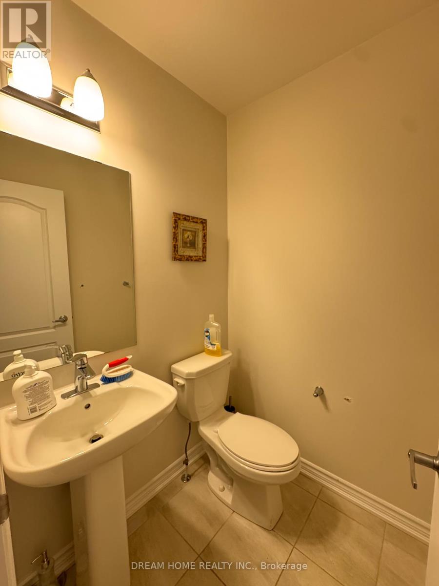 3048 Cascade Common, Oakville, Ontario  L6H 7E3 - Photo 33 - W12362168