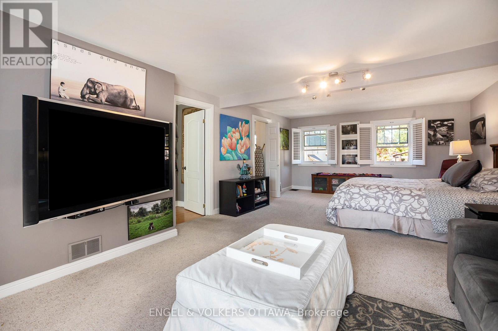 62 Ella Street, Ottawa, Ontario  K1S 2S4 - Photo 22 - X12362212