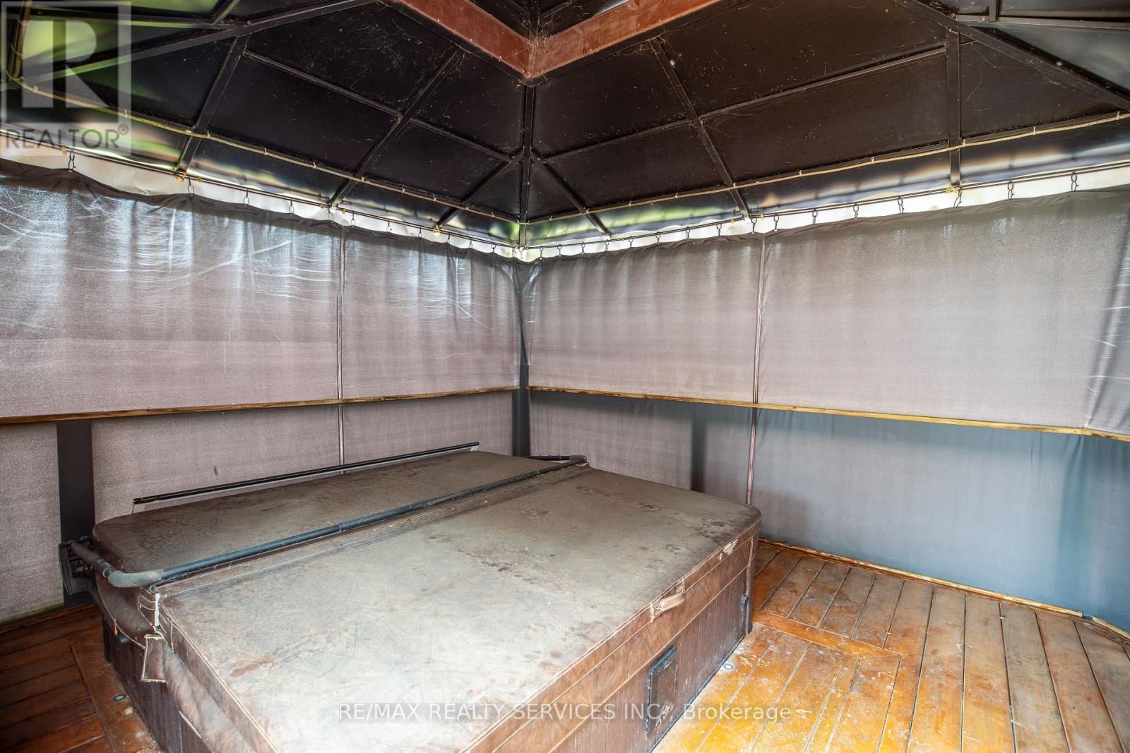 754328 Hwy 53 Road, Norwich, Ontario  N4S 7V8 - Photo 39 - X12362138