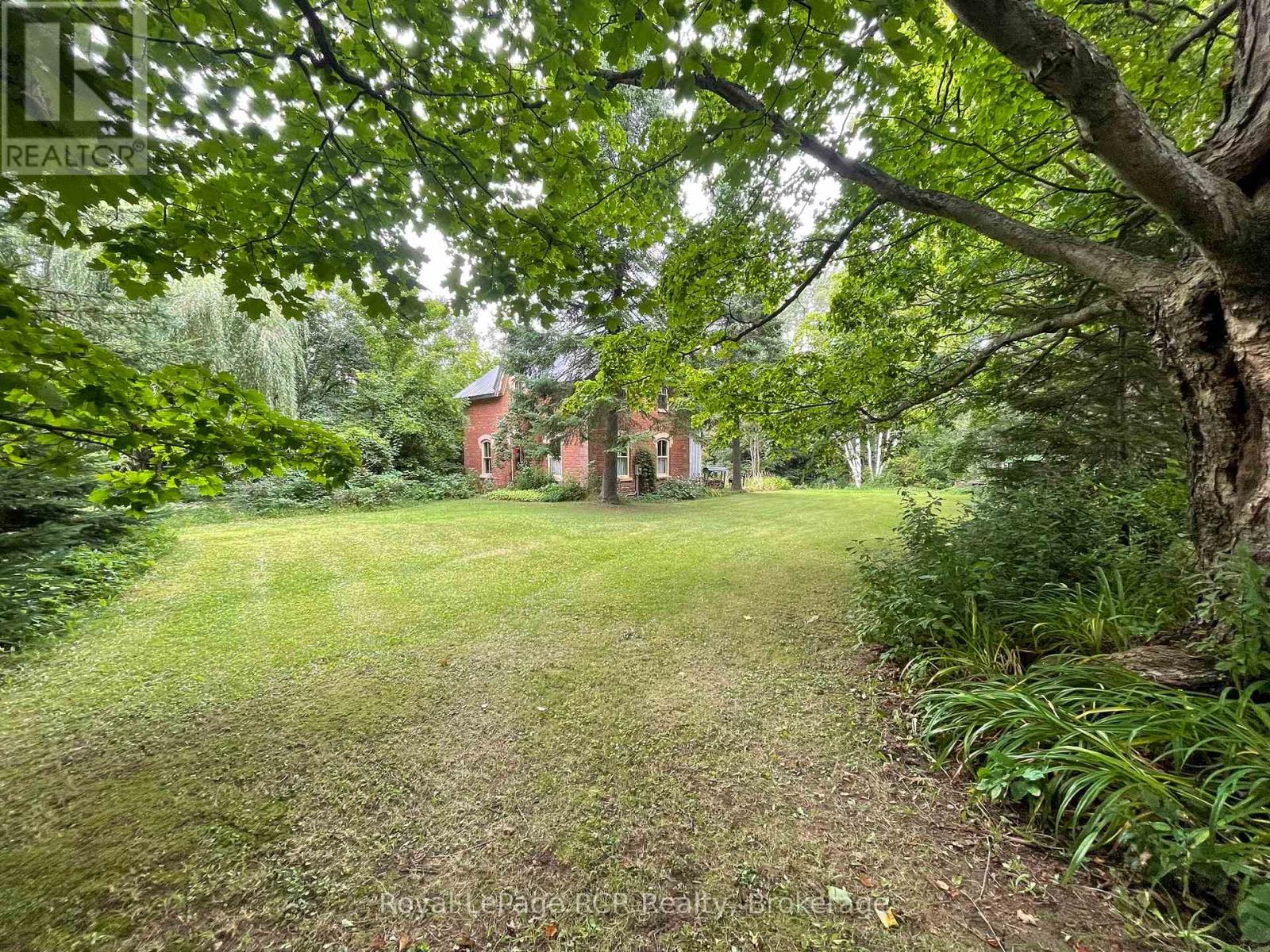 026041 Euphrasia St Vincent Townline, Meaford, Ontario  N4L 1W6 - Photo 2 - X12362223