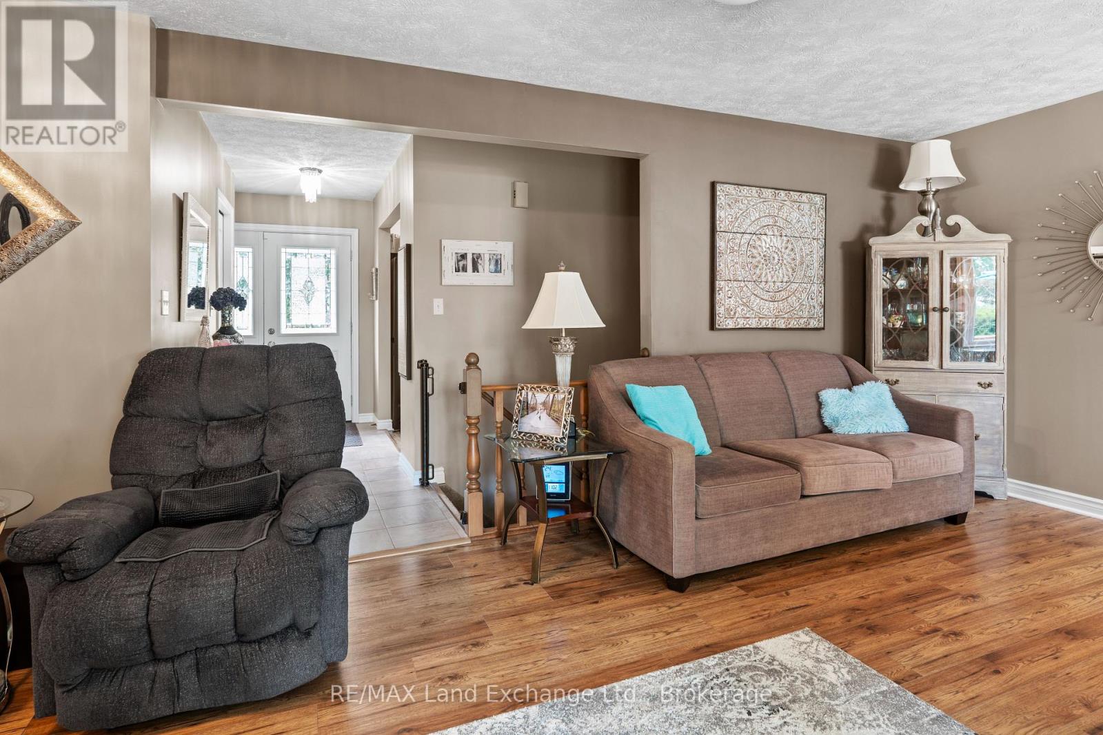 806 Bricker Street, Saugeen Shores, Ontario  N0H 2C3 - Photo 21 - X12362240