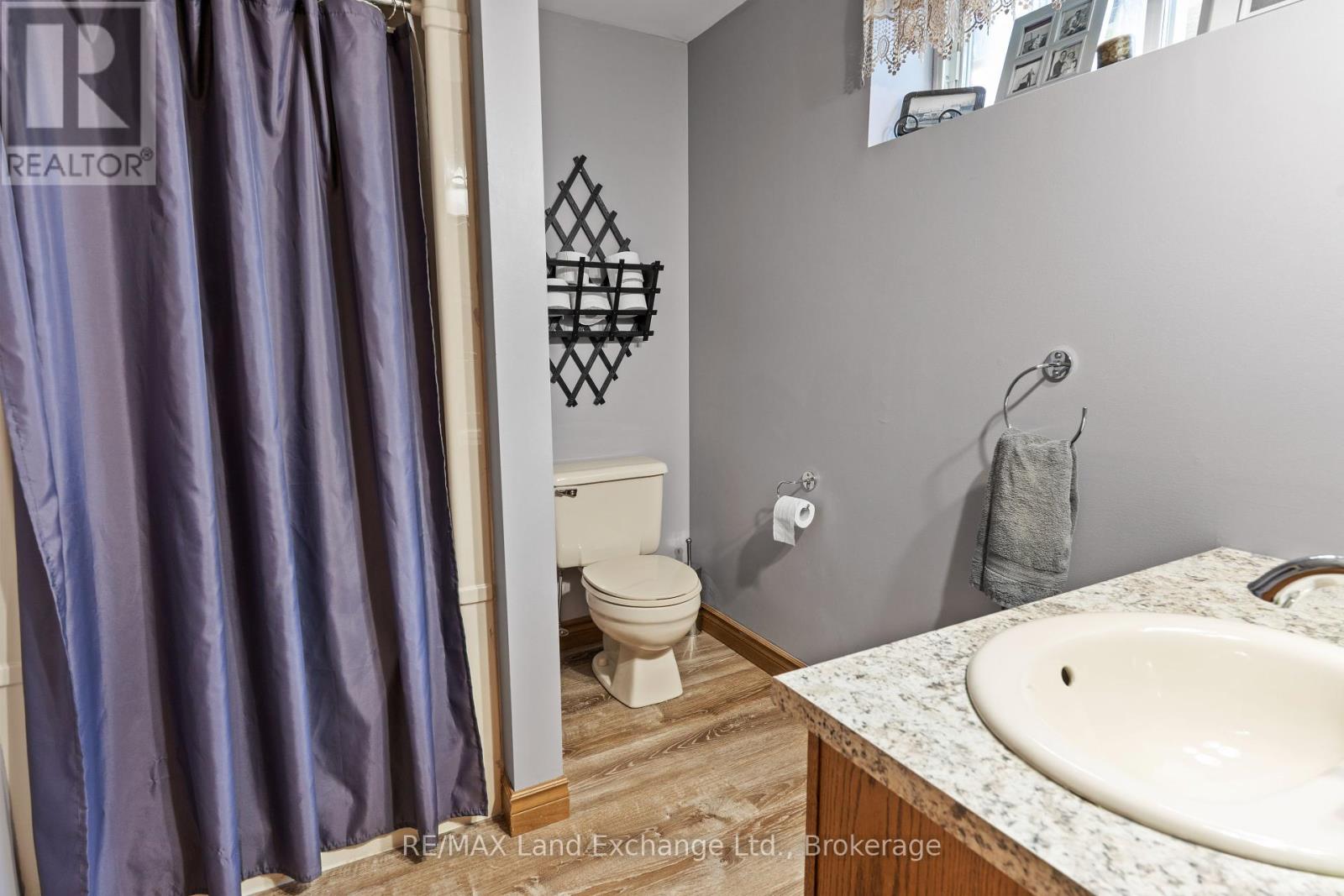 806 Bricker Street, Saugeen Shores, Ontario  N0H 2C3 - Photo 30 - X12362240
