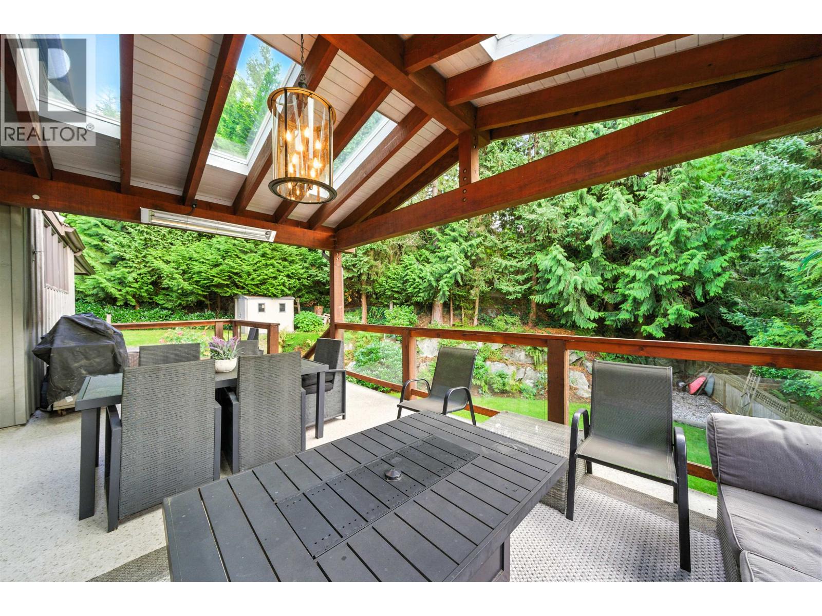 5211 Timberfeild Road, West Vancouver, British Columbia  V7W 2Y5 - Photo 11 - R3040004