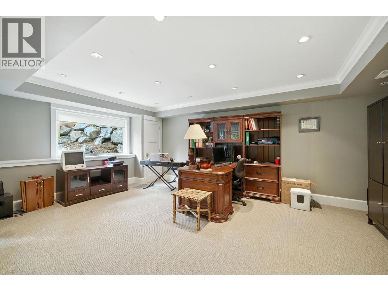 5211 Timberfeild Road, West Vancouver, British Columbia  V7W 2Y5 - Photo 32 - R3040004