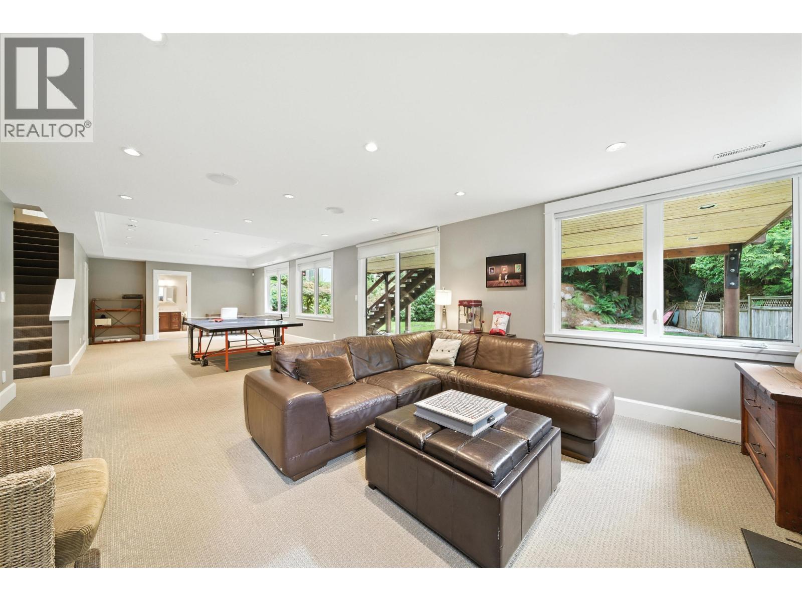 5211 Timberfeild Road, West Vancouver, British Columbia  V7W 2Y5 - Photo 33 - R3040004