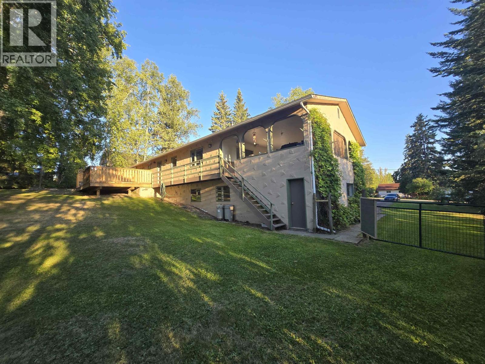 1862 Birch Avenue, Quesnel, British Columbia  V2J 3Y4 - Photo 2 - R3039818