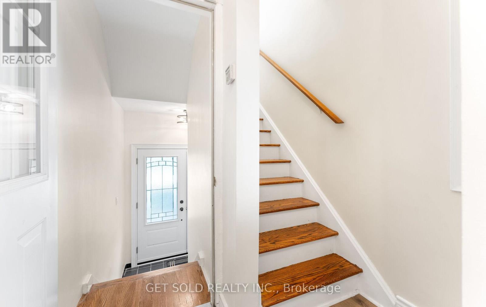 10 Dunboyne Court, Toronto, Ontario  M2R 2B7 - Photo 18 - C12362206