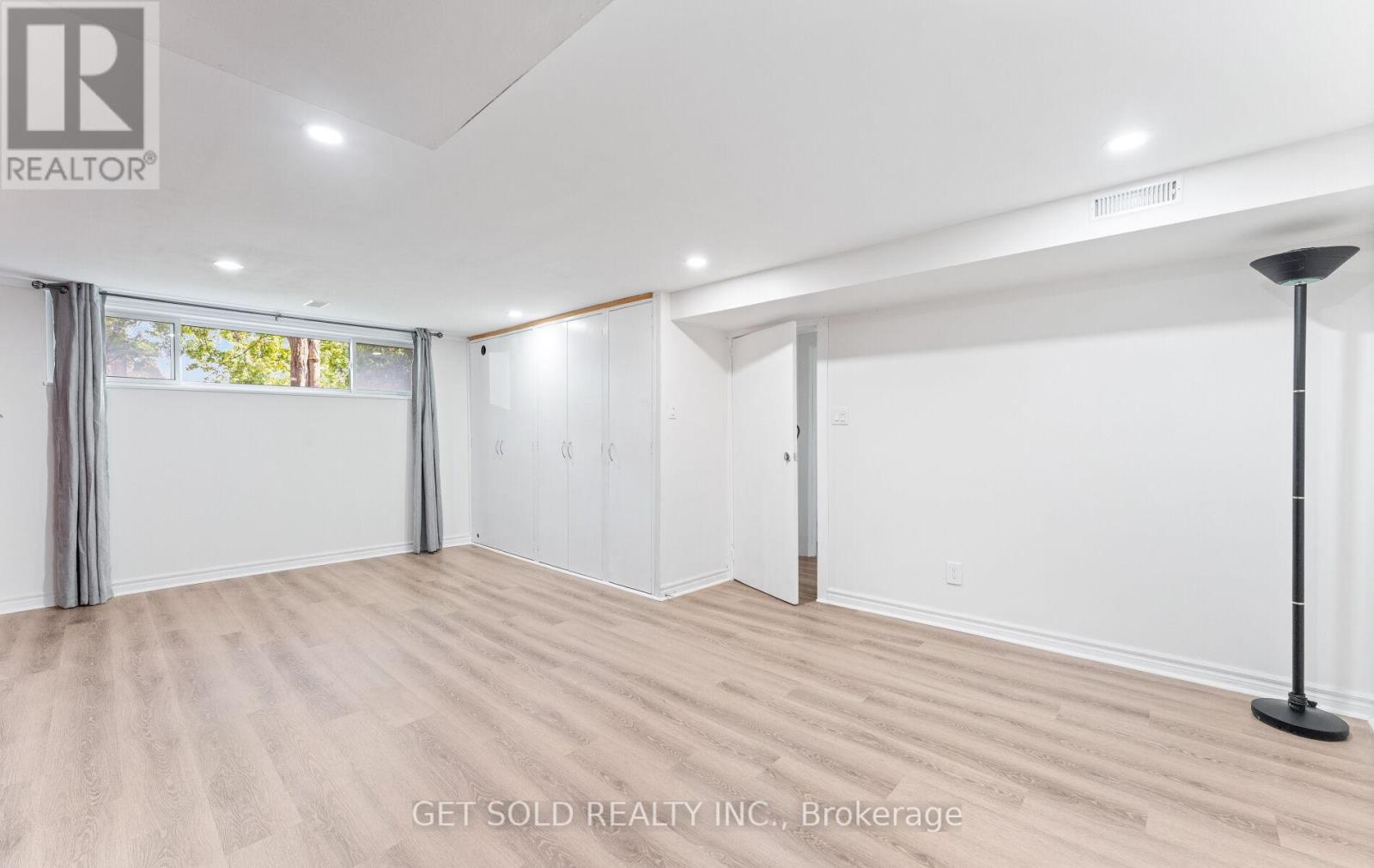 10 Dunboyne Court, Toronto, Ontario  M2R 2B7 - Photo 31 - C12362206