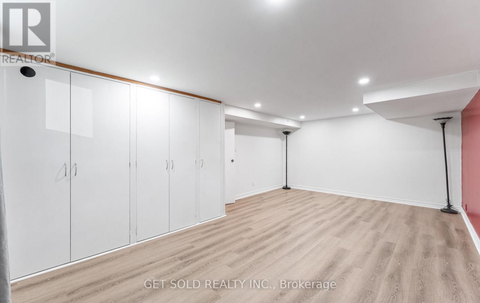 10 Dunboyne Court, Toronto, Ontario  M2R 2B7 - Photo 32 - C12362206
