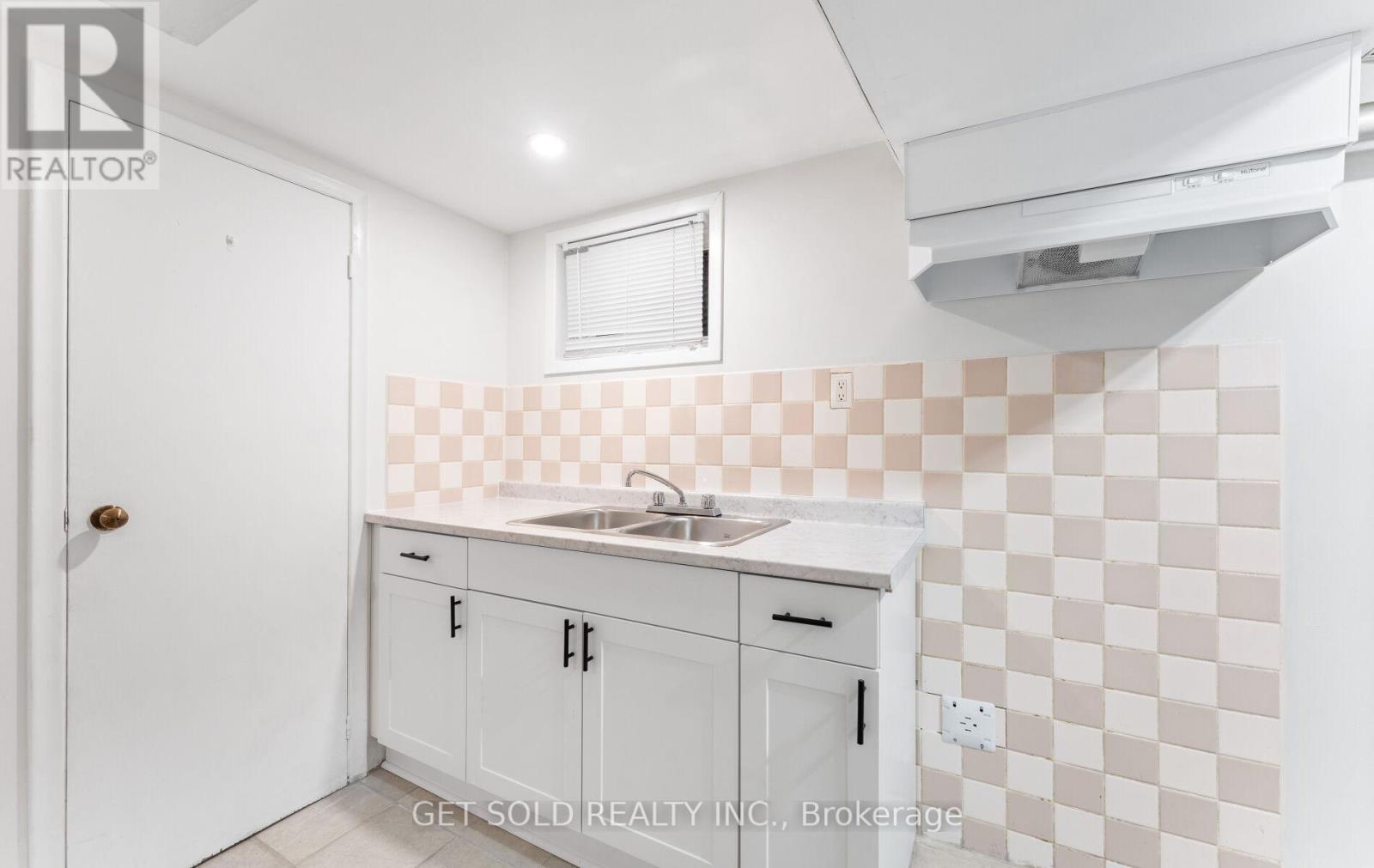 10 Dunboyne Court, Toronto, Ontario  M2R 2B7 - Photo 36 - C12362206