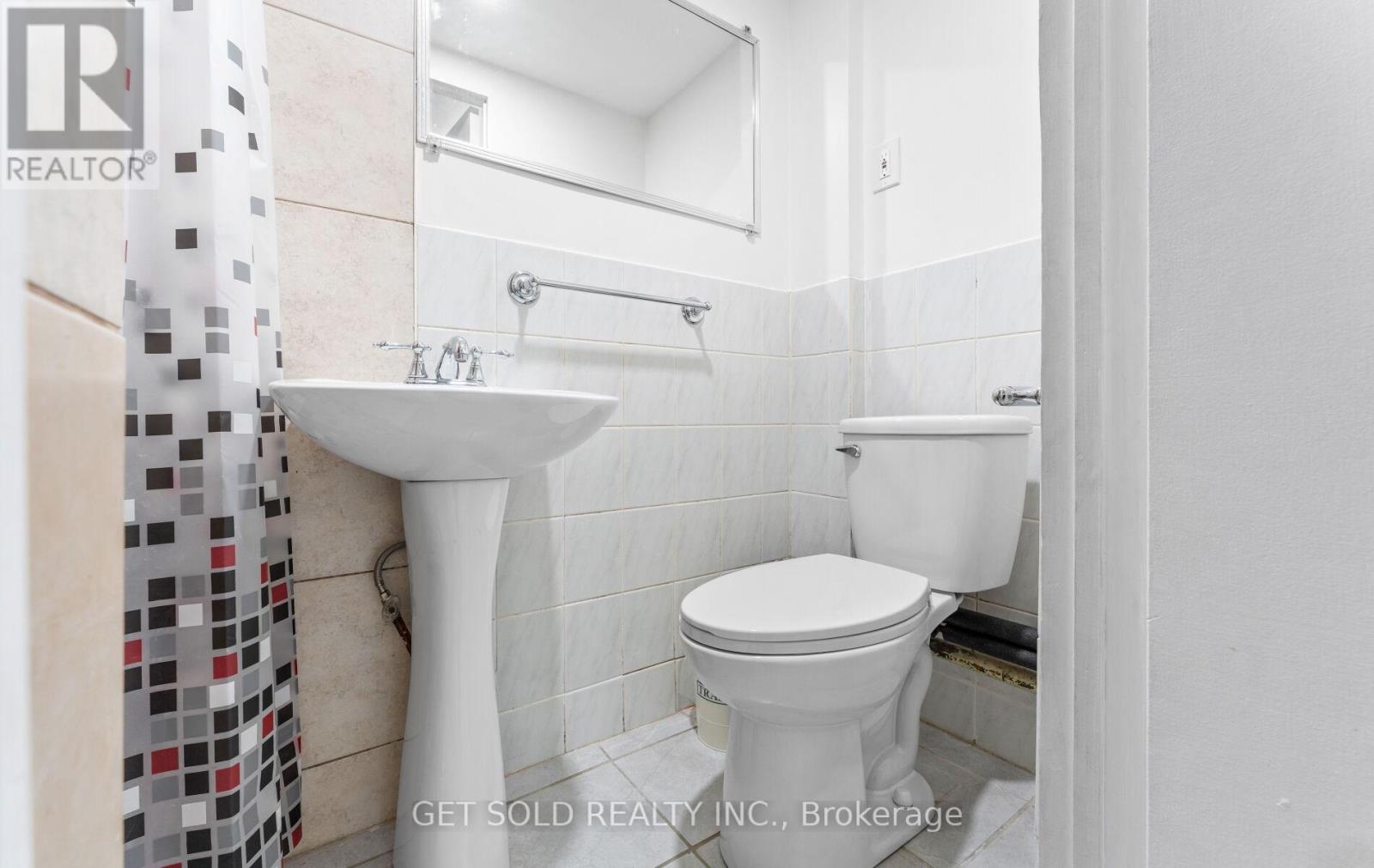 10 Dunboyne Court, Toronto, Ontario  M2R 2B7 - Photo 38 - C12362206