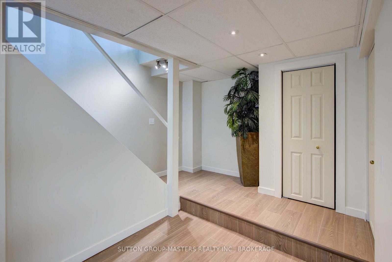 68 Abbey Dawn Drive, Loyalist (Bath), Ontario  K0H 1G0 - Photo 33 - X12362269