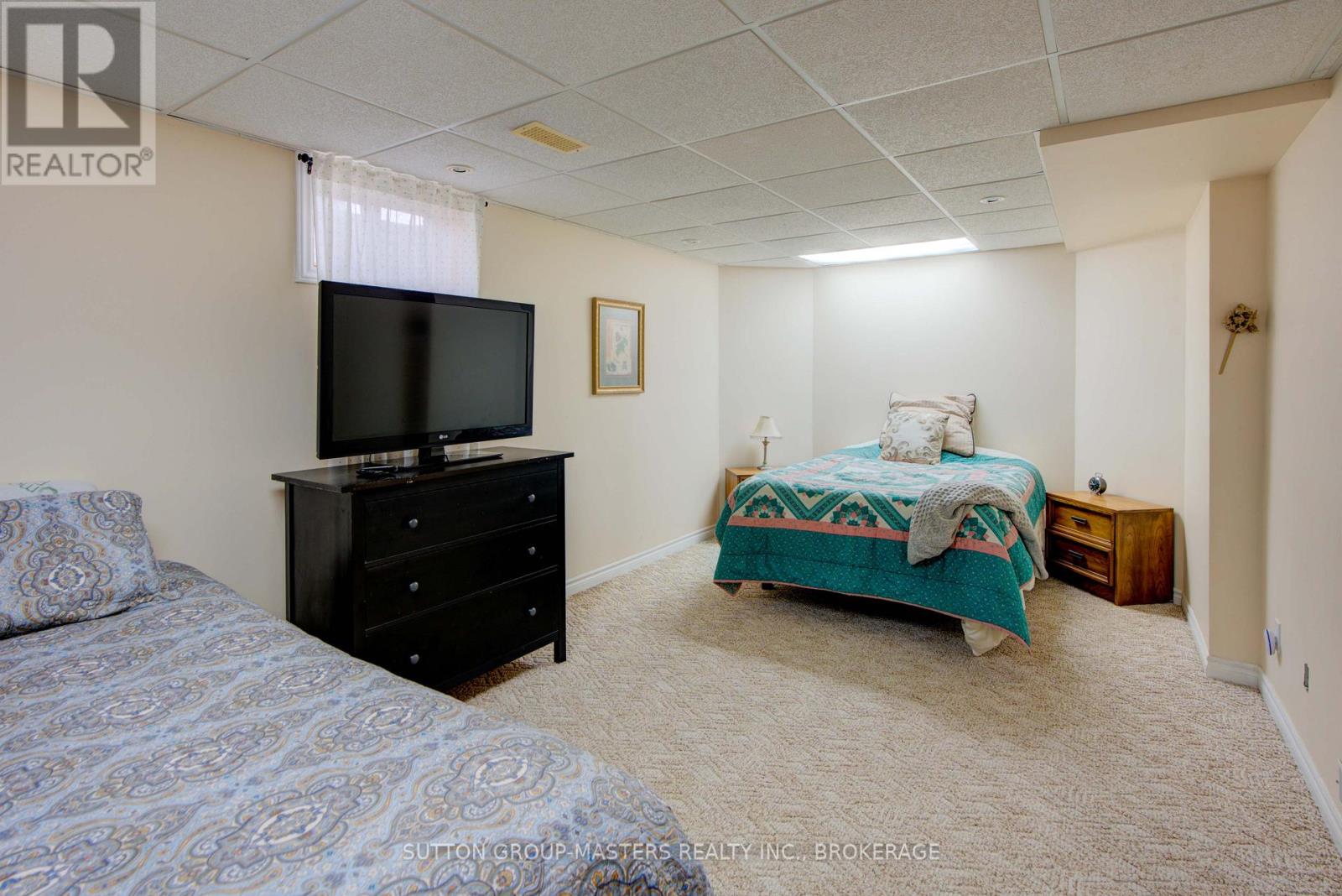 68 Abbey Dawn Drive, Loyalist (Bath), Ontario  K0H 1G0 - Photo 39 - X12362269