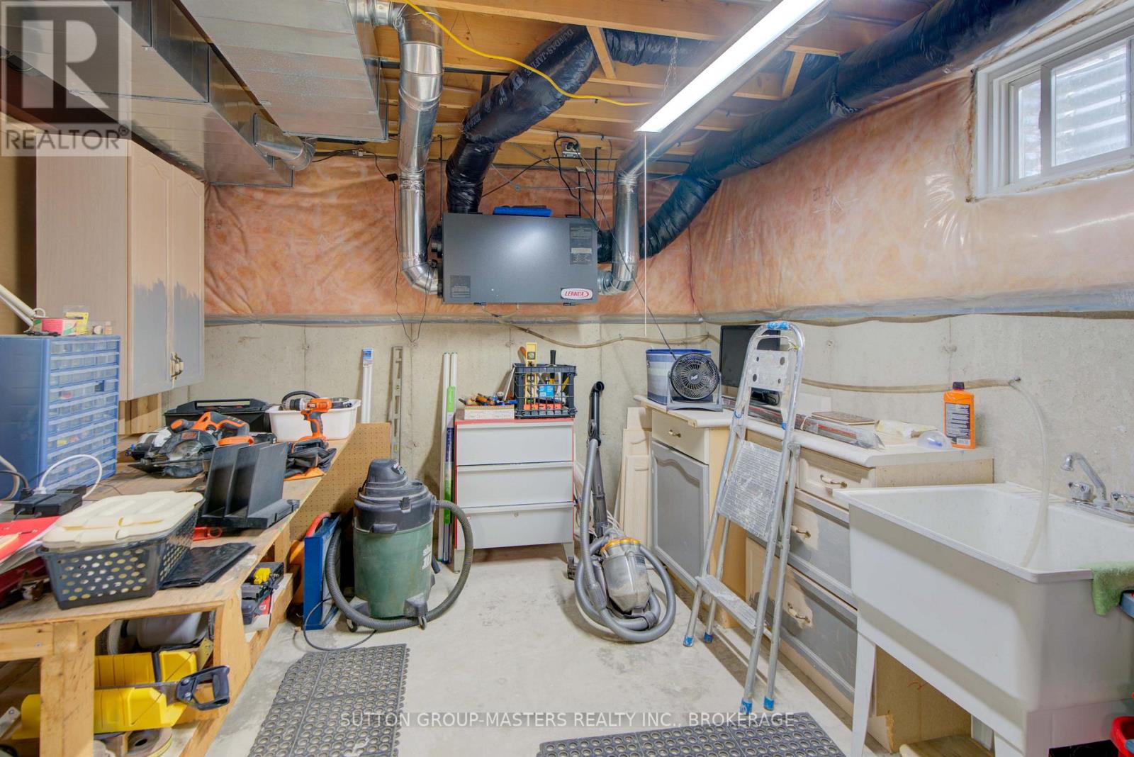 68 Abbey Dawn Drive, Loyalist (Bath), Ontario  K0H 1G0 - Photo 41 - X12362269