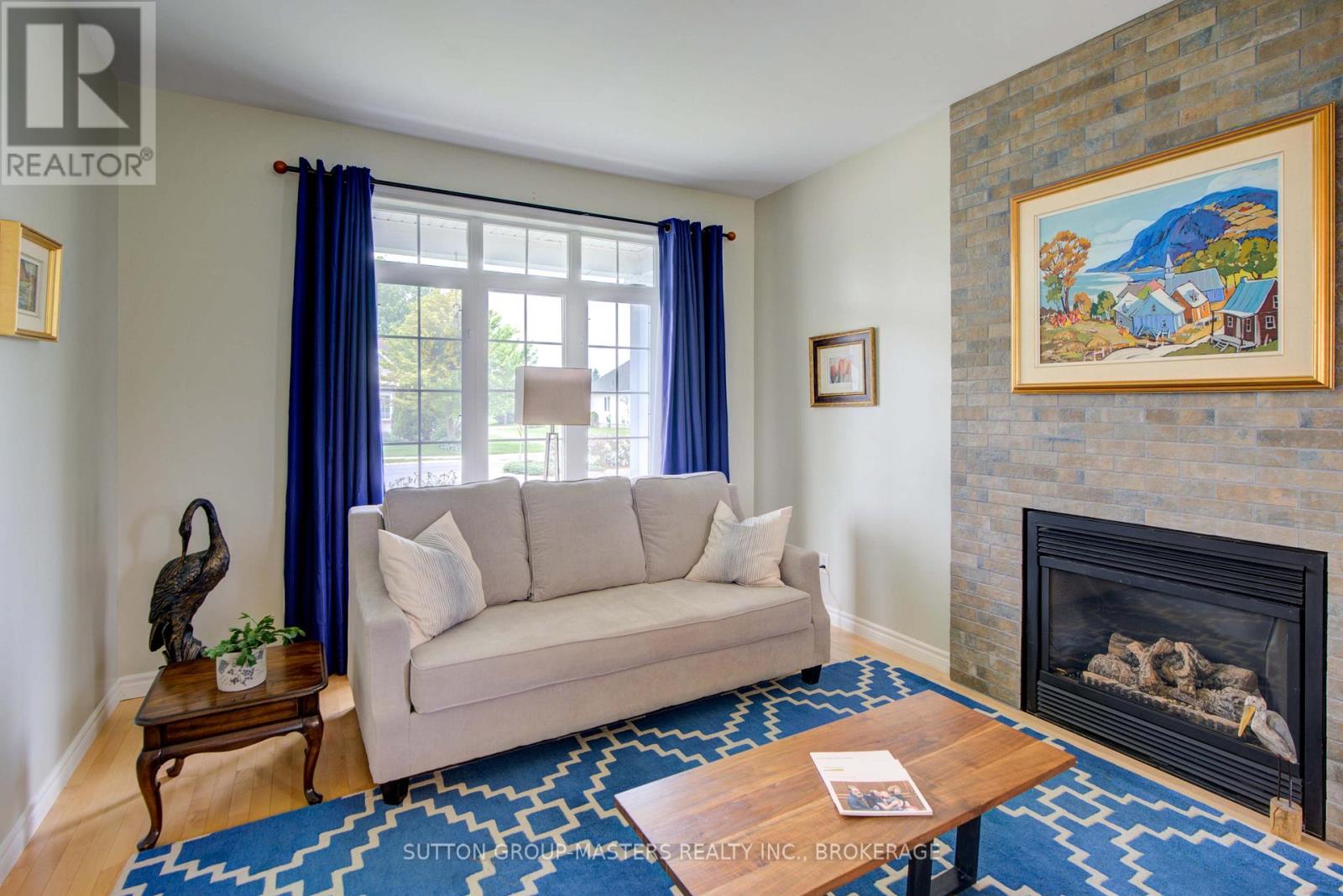 68 Abbey Dawn Drive, Loyalist (Bath), Ontario  K0H 1G0 - Photo 8 - X12362269