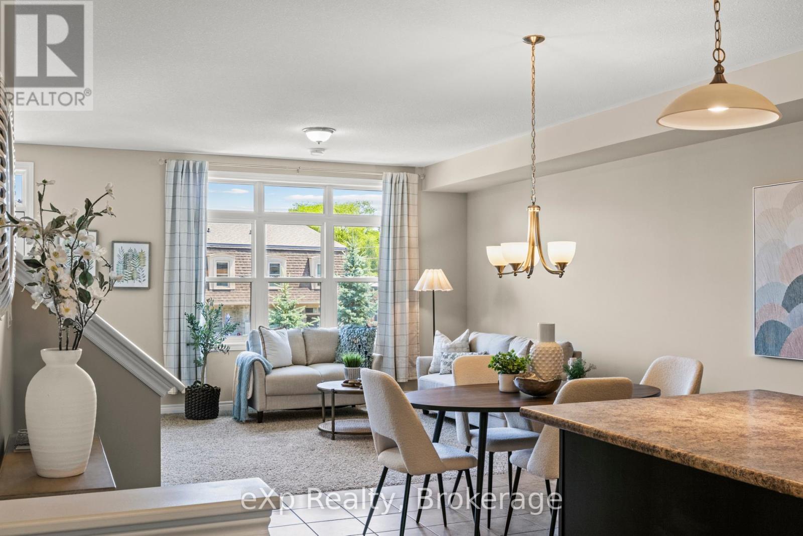 74a Cardigan Street, Guelph, Ontario  N1H 0A4 - Photo 9 - X12261703