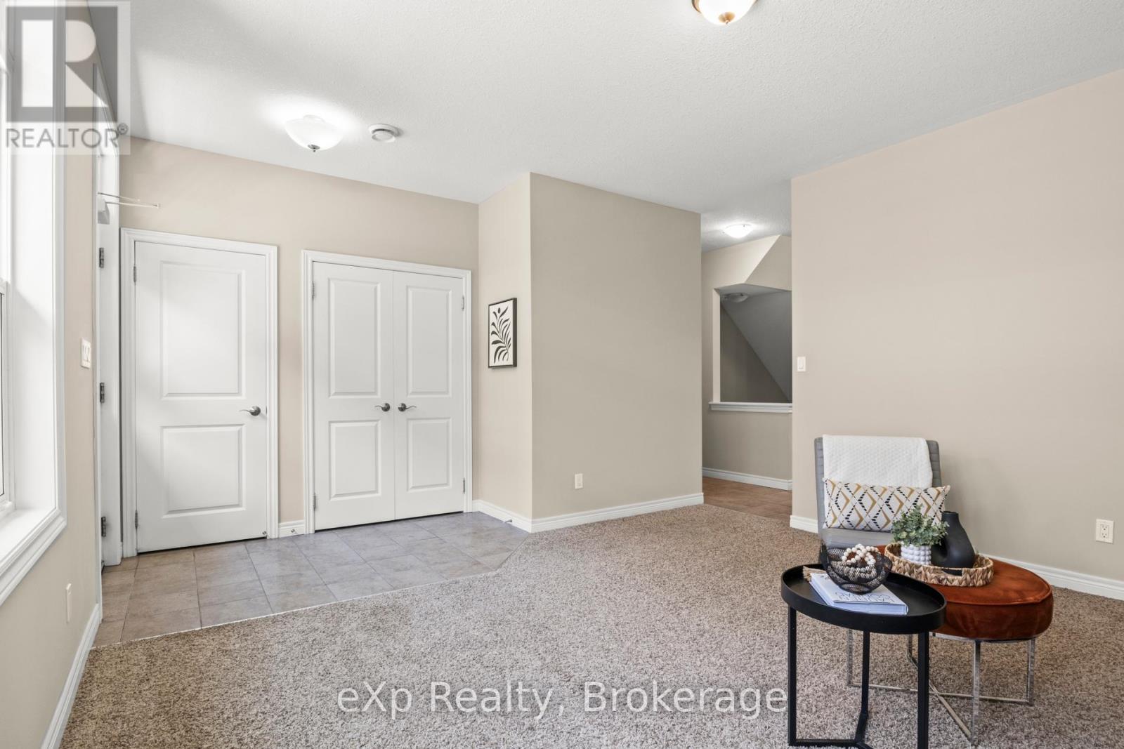 74a Cardigan Street, Guelph, Ontario  N1H 0A4 - Photo 7 - X12261703