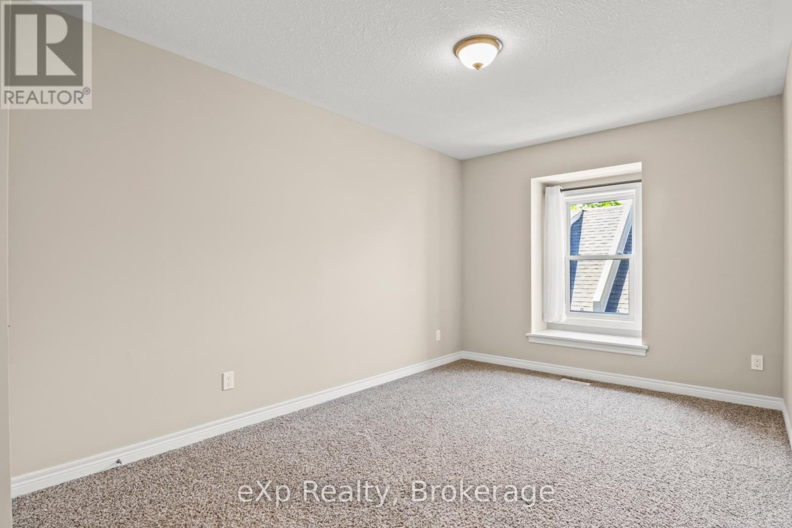 74a Cardigan Street, Guelph, Ontario  N1H 0A4 - Photo 28 - X12261703