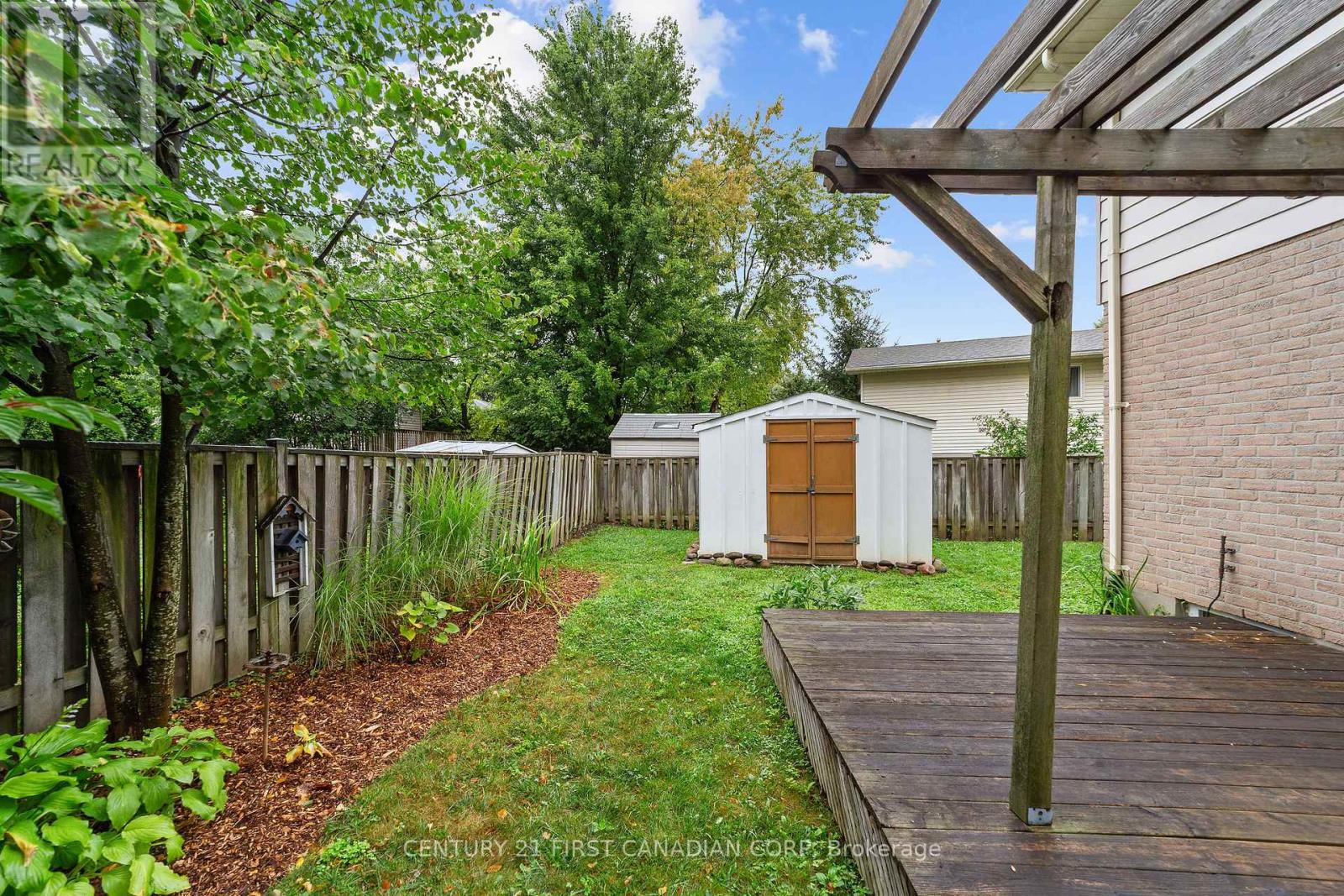 71 Constable Court, London North, Ontario  N6G 3N7 - Photo 12 - X12362265