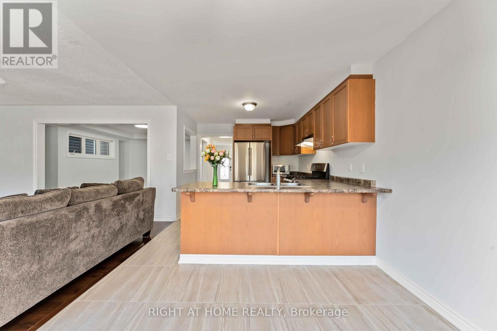 333 Rouncey Road, Ottawa, Ontario  K2V 0K4 - Photo 10 - X12362351