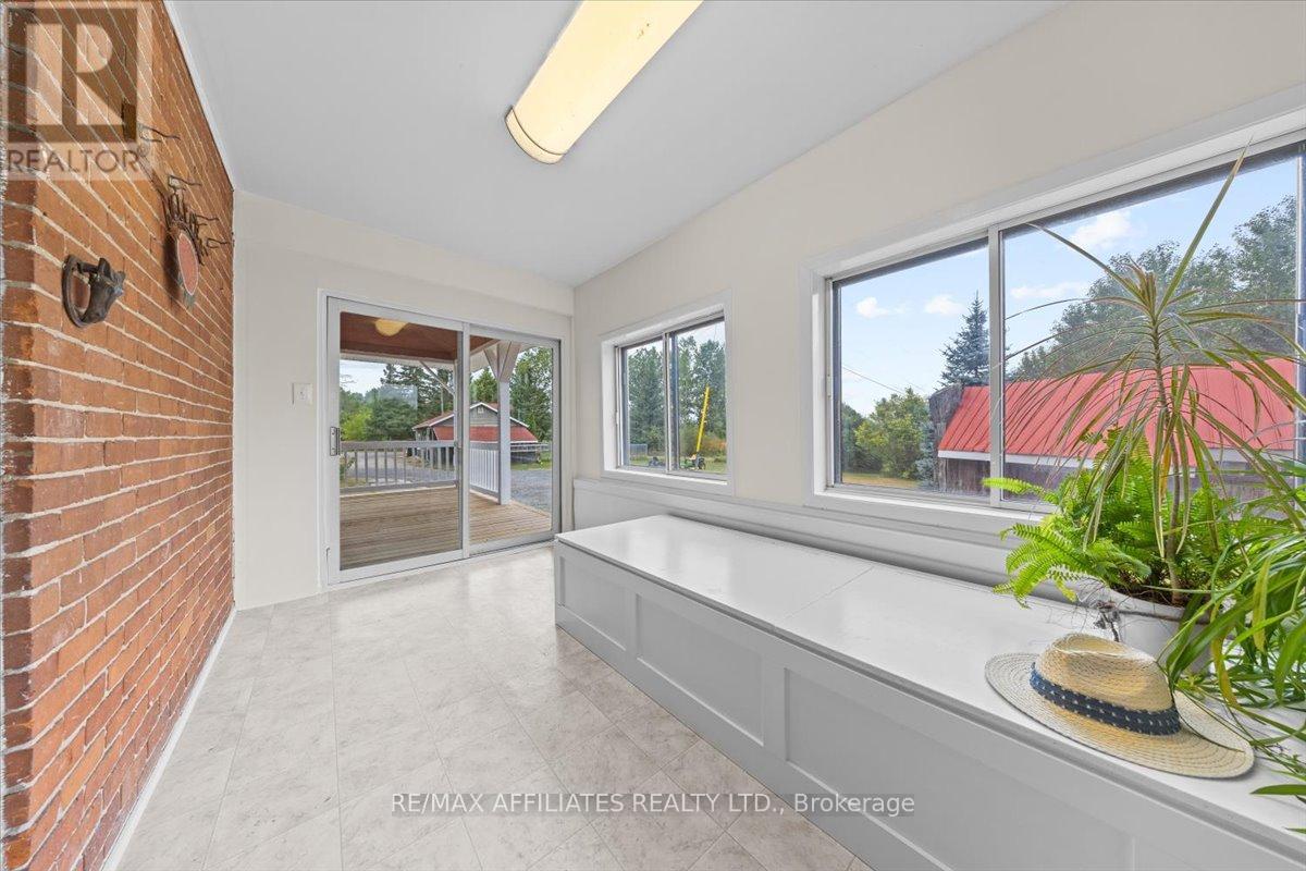 3904 March Road, Ottawa, Ontario  K0A 1L0 - Photo 3 - X12362358