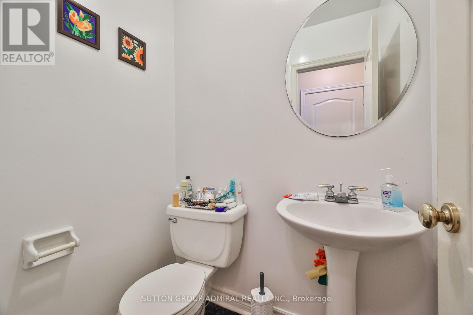 72 Addison Street W, Richmond Hill, Ontario  L4C 0H7 - Photo 11 - N12362232
