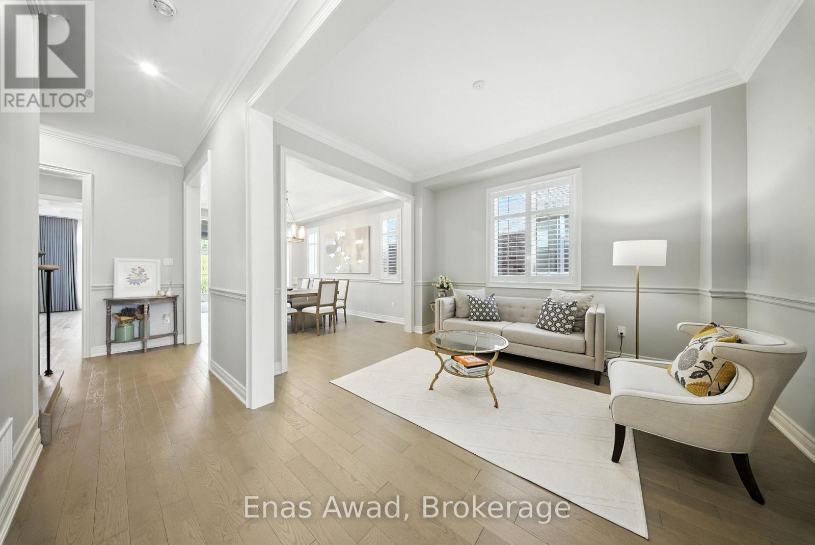 101 Milky Way Drive, Richmond Hill, Ontario  L4C 4M8 - Photo 6 - N12362292